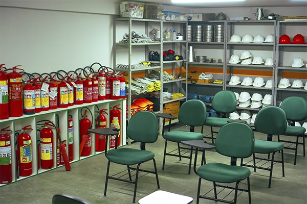 LAB-SEG-TRABALHO.webp